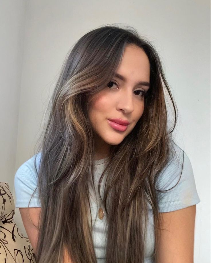 <em>Erica Lozano </em>